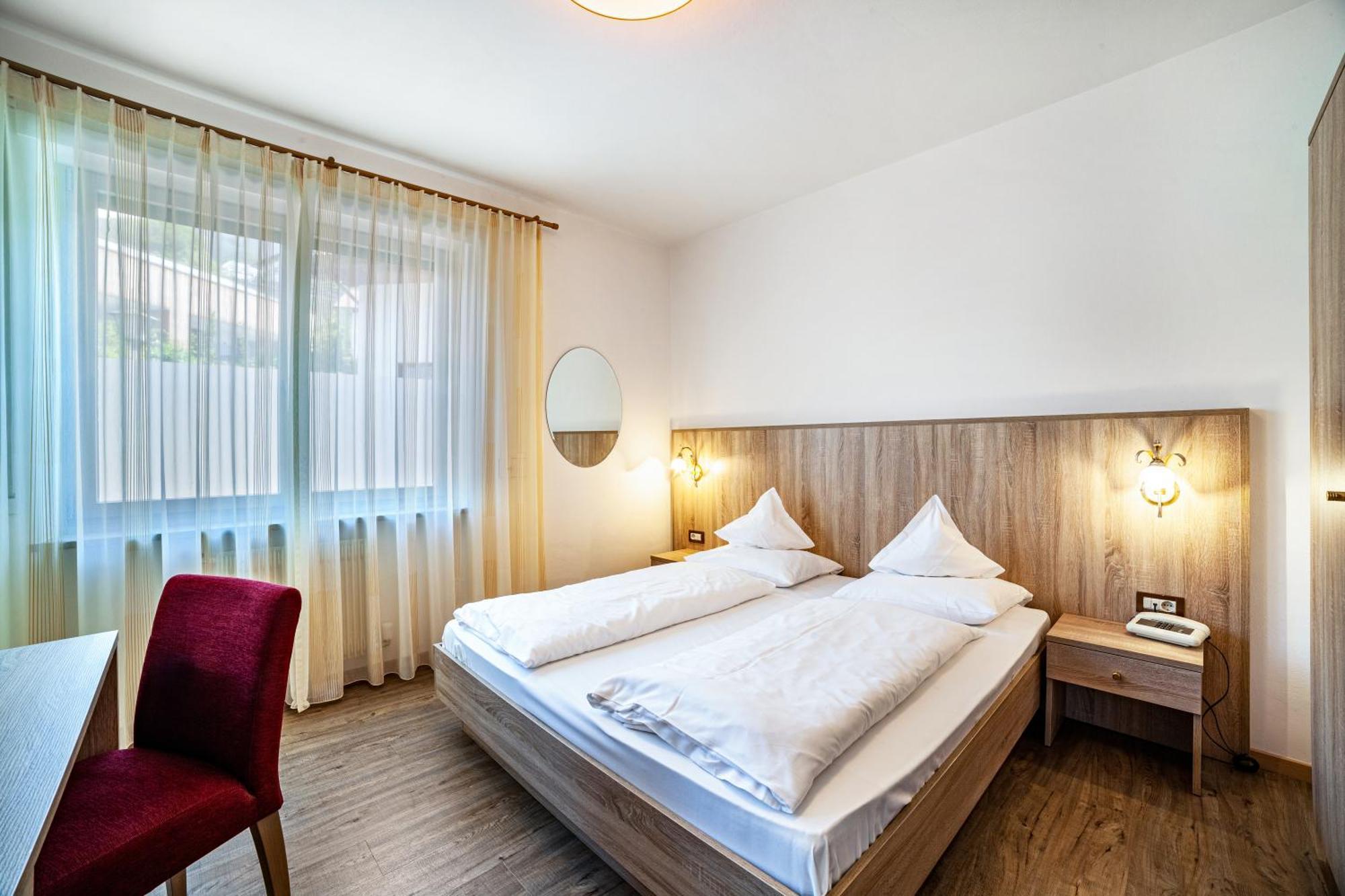 Hotel-Garni Appartement Gartenheim Шена Екстериор снимка
