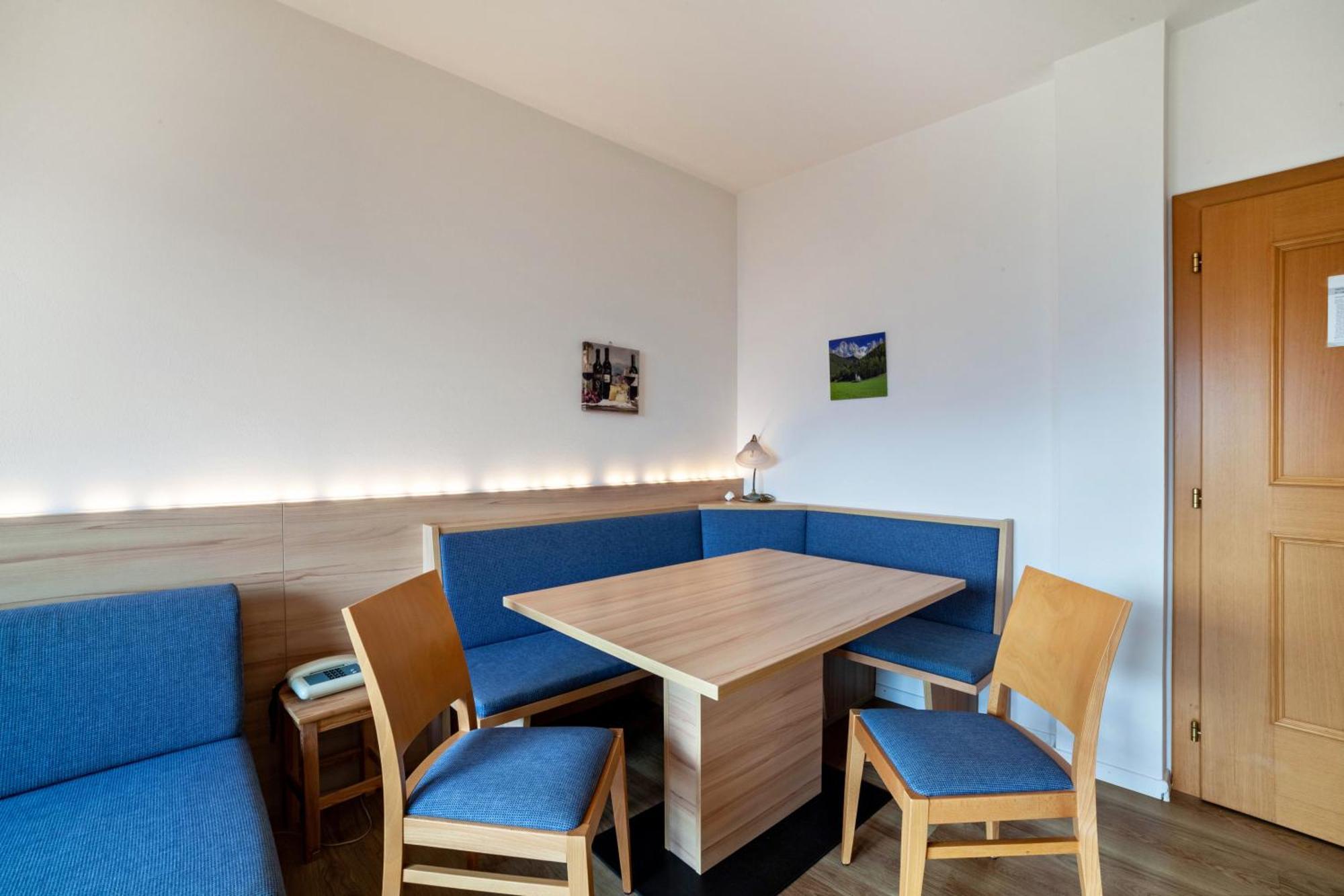 Hotel-Garni Appartement Gartenheim Шена Екстериор снимка