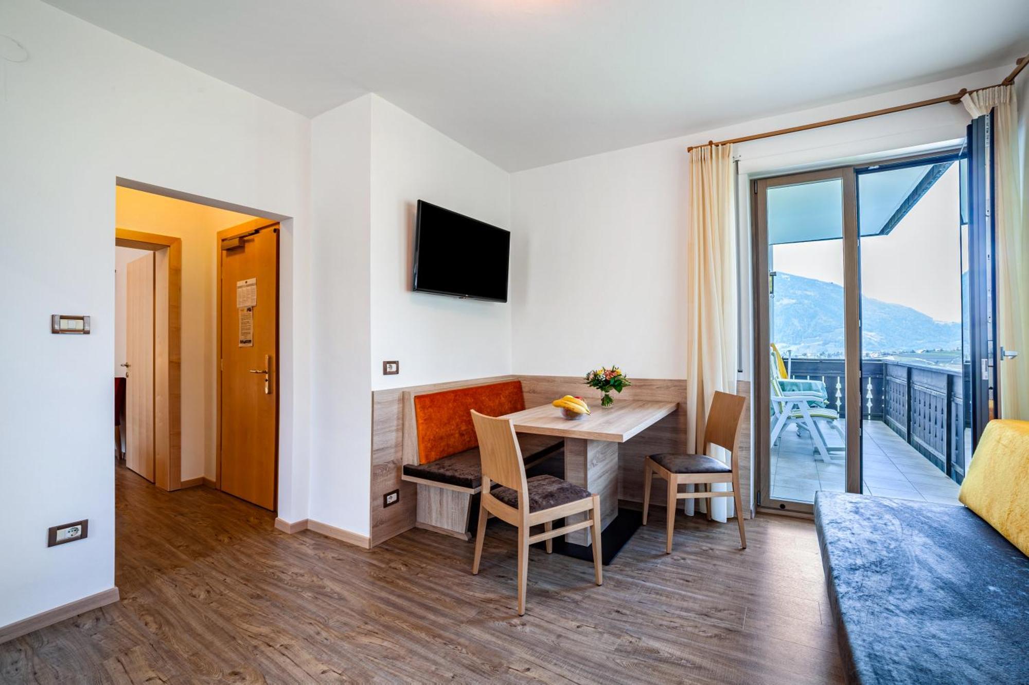 Hotel-Garni Appartement Gartenheim Шена Екстериор снимка