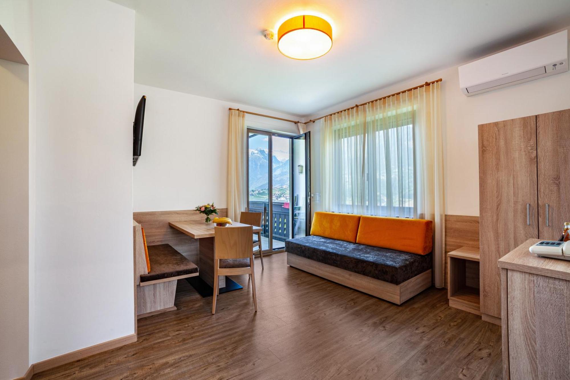 Hotel-Garni Appartement Gartenheim Шена Екстериор снимка