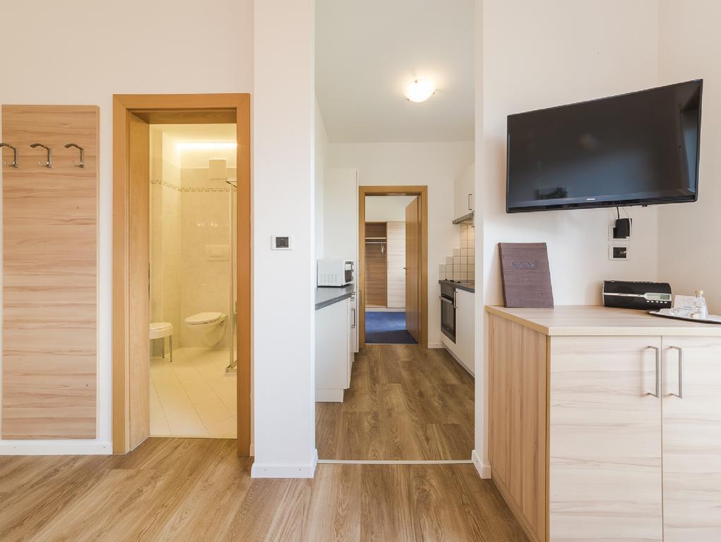 Hotel-Garni Appartement Gartenheim Шена Екстериор снимка