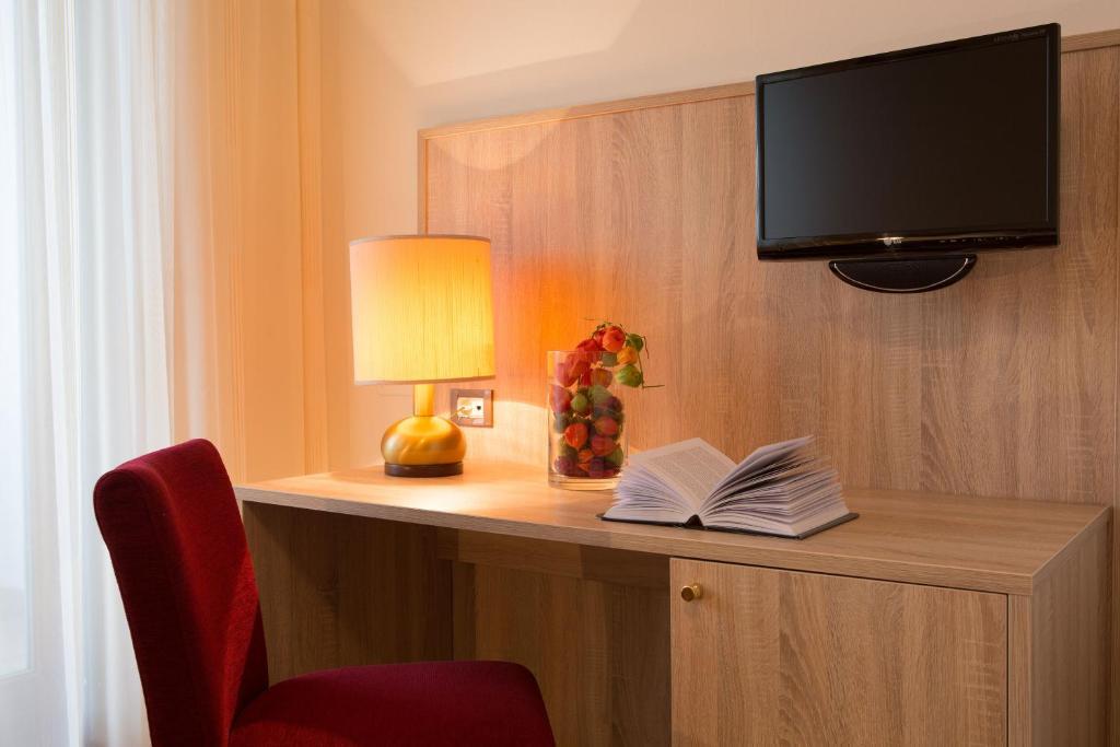 Hotel-Garni Appartement Gartenheim Шена Стая снимка